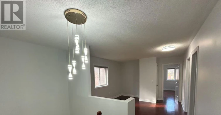 101 Madison Heights Boulevard, Markham, ON, L6C 2E3 - 10