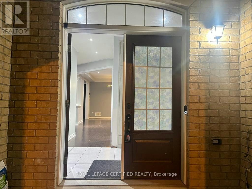 7 Richmead Road, Brampton, ON, L6X 5G9