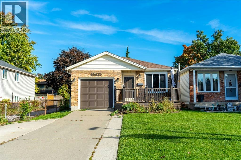 1279 Thistledown Avenue, Sarnia, ON, N7S 5A8