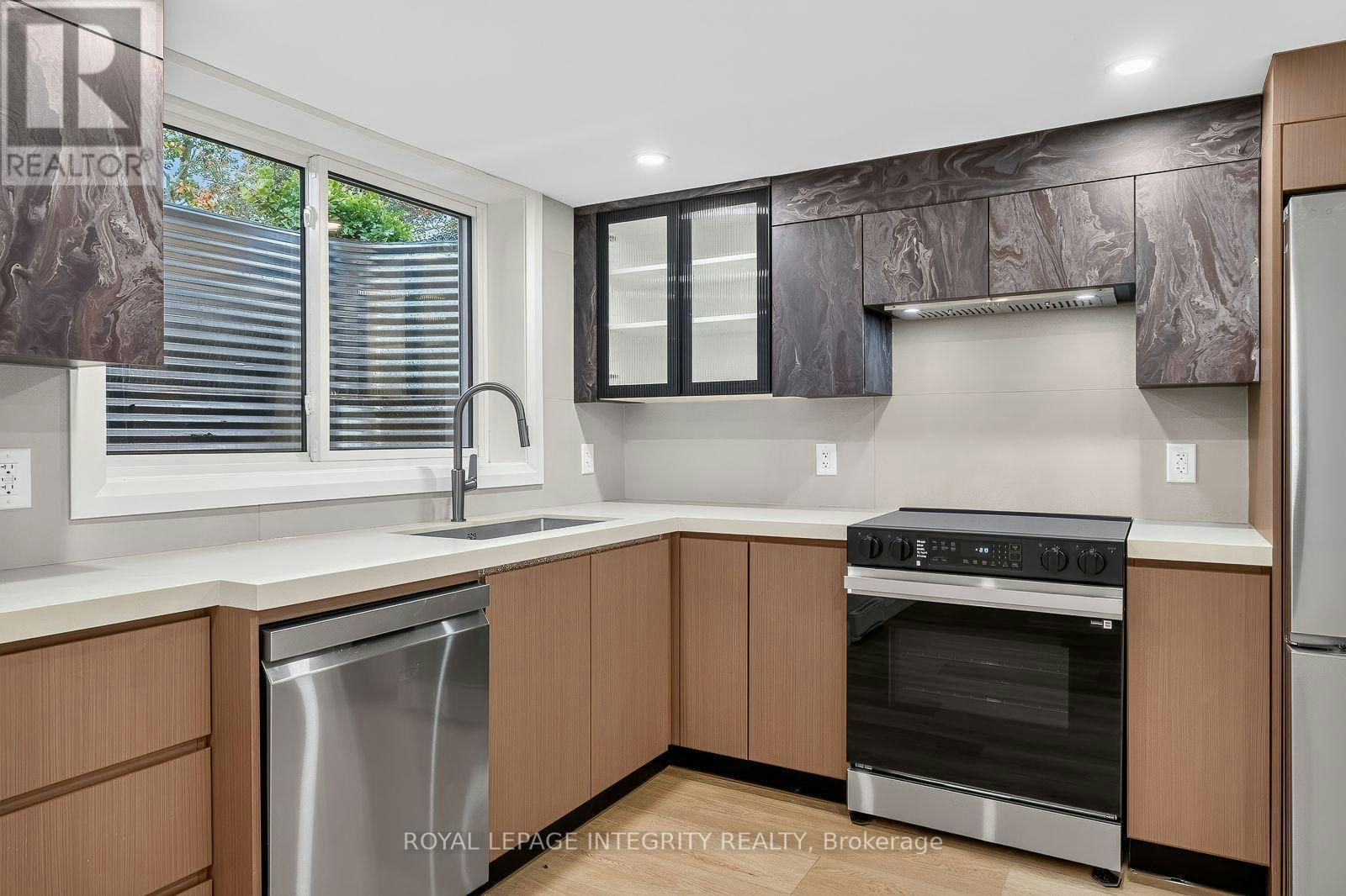 A-775 Kingfisher Crescent, Ottawa, ON, K1E 2L5 - 12