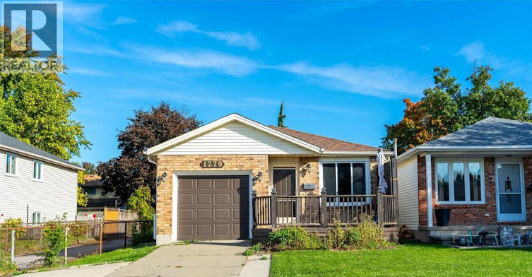 1279 Thistledown Avenue, Sarnia, ON, N7S 5A8