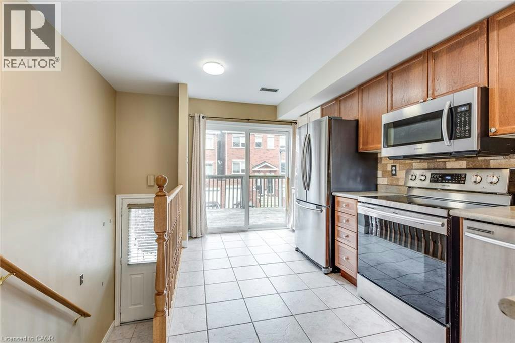 51-1751 Lampman Avenue, Burlington, ON, L7L 6W3 - 4