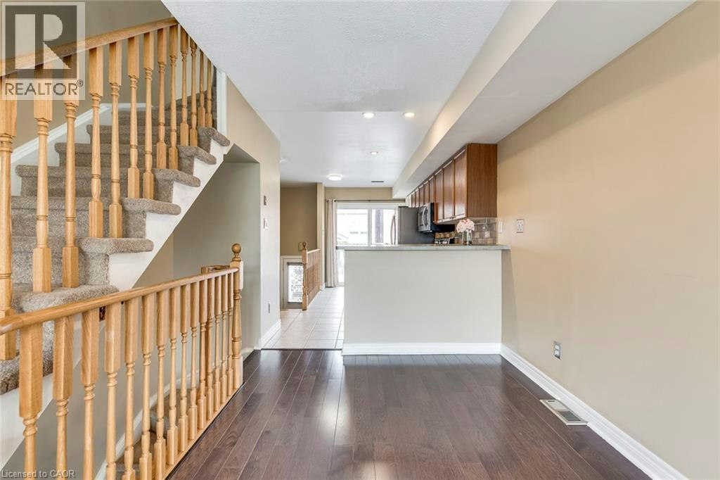 51-1751 Lampman Avenue, Burlington, ON, L7L 6W3 - 12