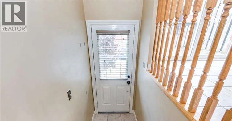 51-1751 Lampman Avenue, Burlington, ON, L7L 6W3 - 3