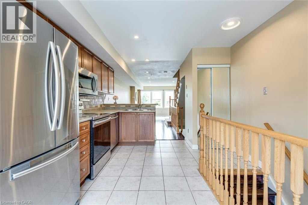 51-1751 Lampman Avenue, Burlington, ON, L7L 6W3 - 8