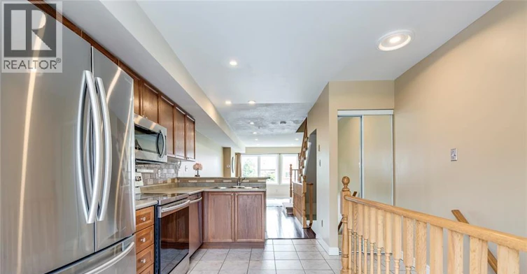 51-1751 Lampman Avenue, Burlington, ON, L7L 6W3 - 8