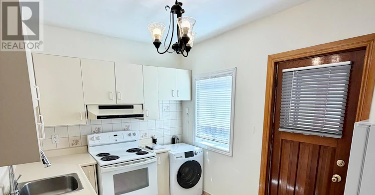 2ND FLR-455 B Danforth Avenue, Toronto, ON, M4K 1P1 - 3