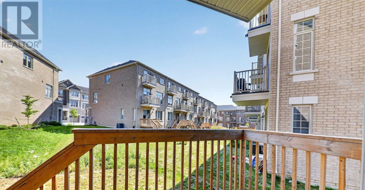 37 Andress Way, Markham, ON, L3S 0E9 - 11