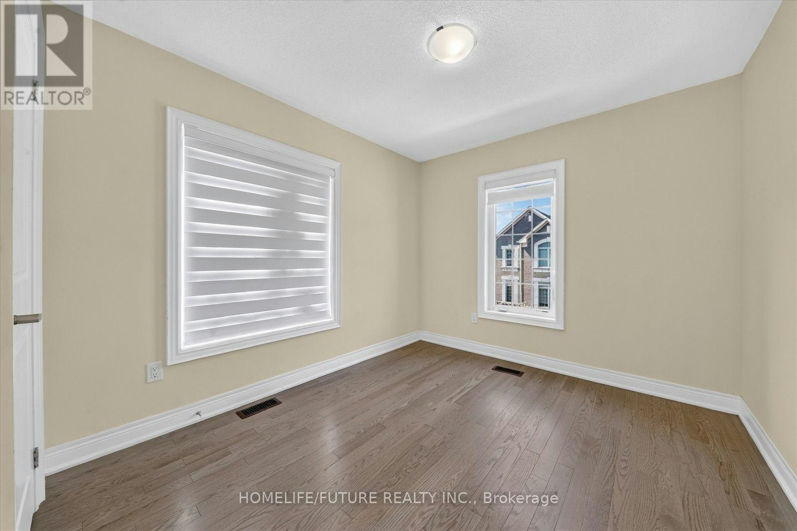 37 Andress Way, Markham, ON, L3S 0E9 - 35