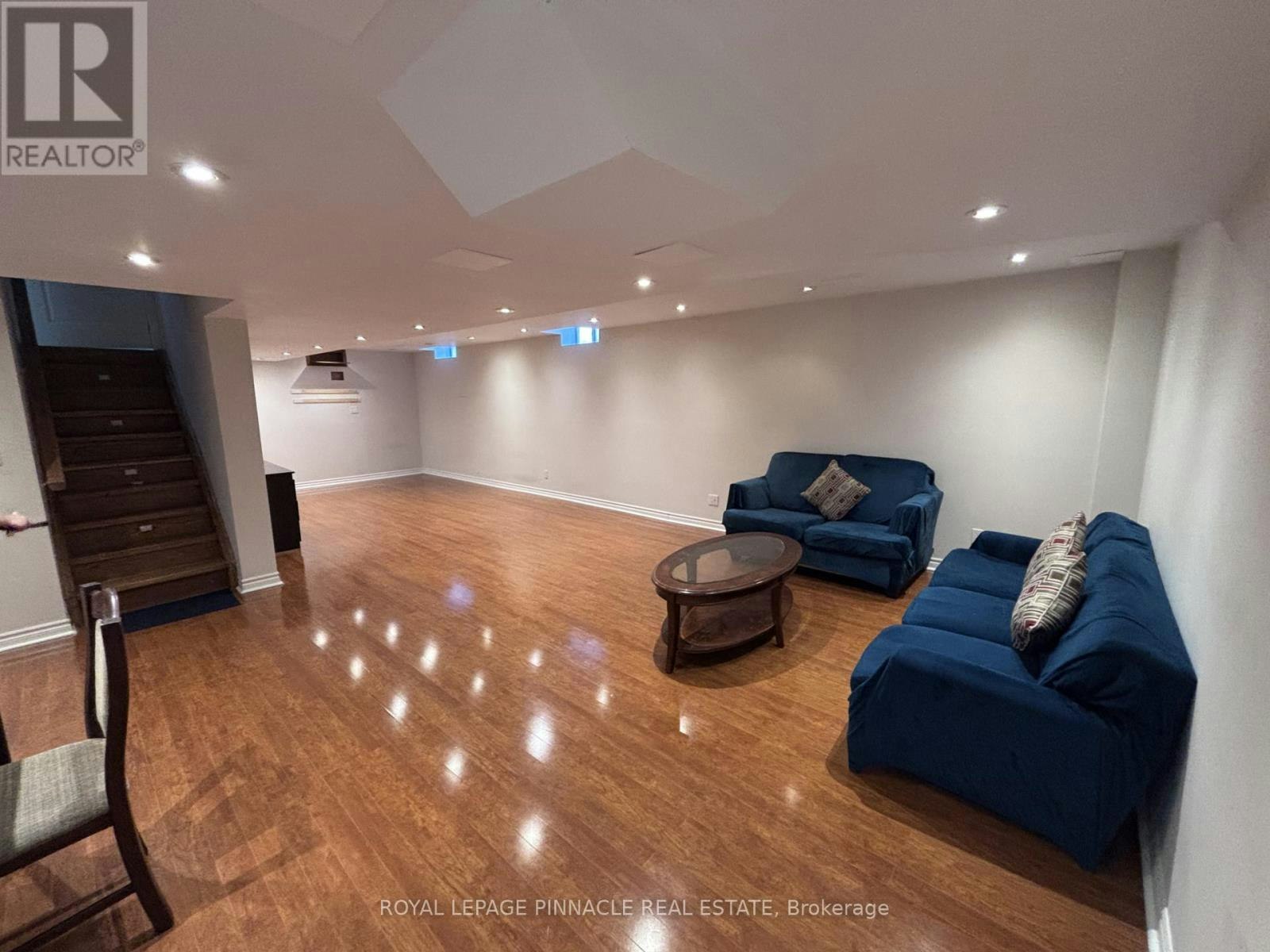 BSMT-5763 Raftsman Cove, Mississauga, ON, L5M 7B3 3