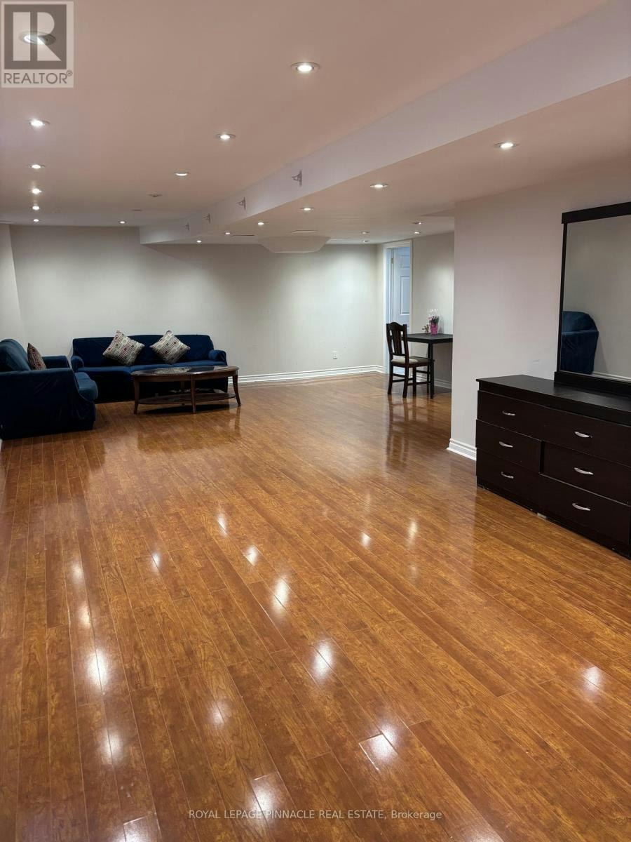 BSMT-5763 Raftsman Cove, Mississauga, ON, L5M 7B3 4