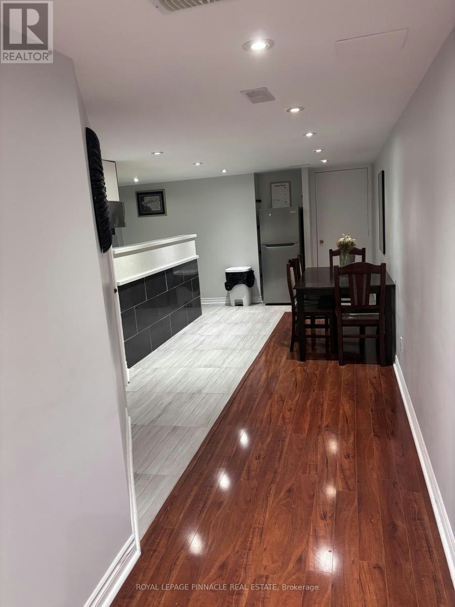 BSMT-5763 Raftsman Cove, Mississauga, ON, L5M 7B3 5