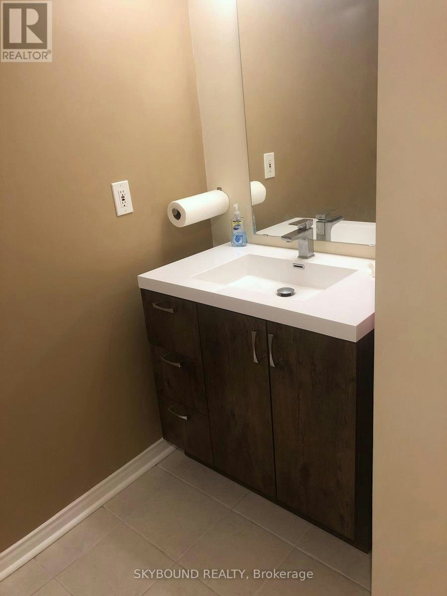 BASEMENT APARTMENT-4833 Wild Rose Street, Mississauga, ON, L5M 5M8 - 9