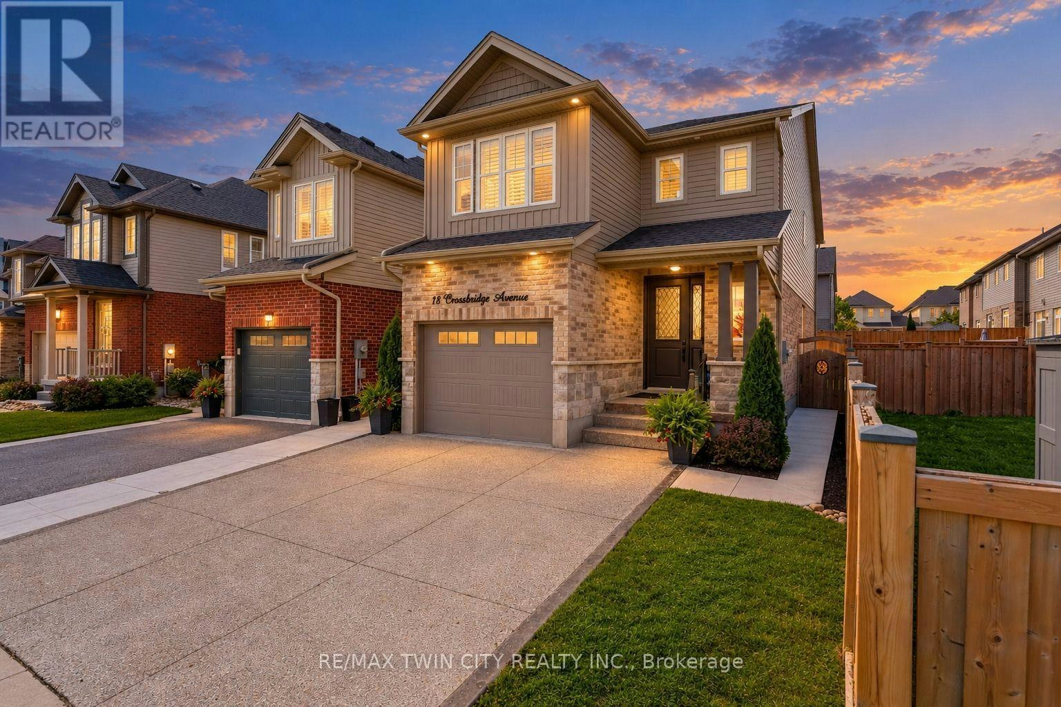 18 Crossbridge Avenue, Kitchener, ON, N2A 0J9