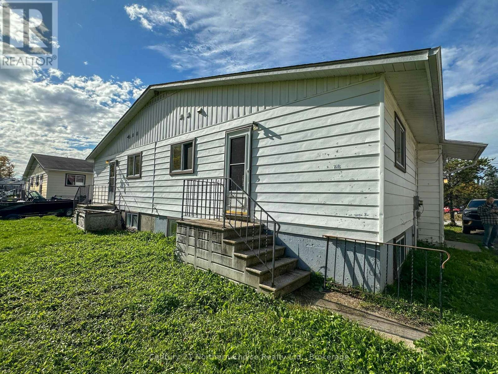 46/48 Birch Drive, Ear Falls, ON, P0V 1T0