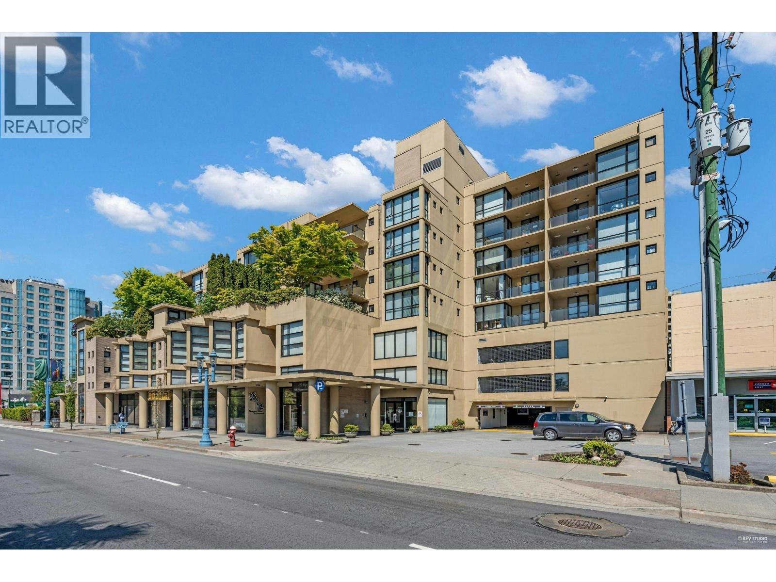824-7831 Westminster Highway, Richmond, BC, V6X 4J4