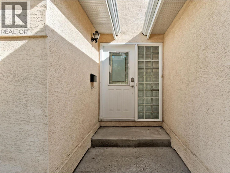 803-15 Hudson's Bay Trail, Kamloops, BC, V2C 6S6 - 60