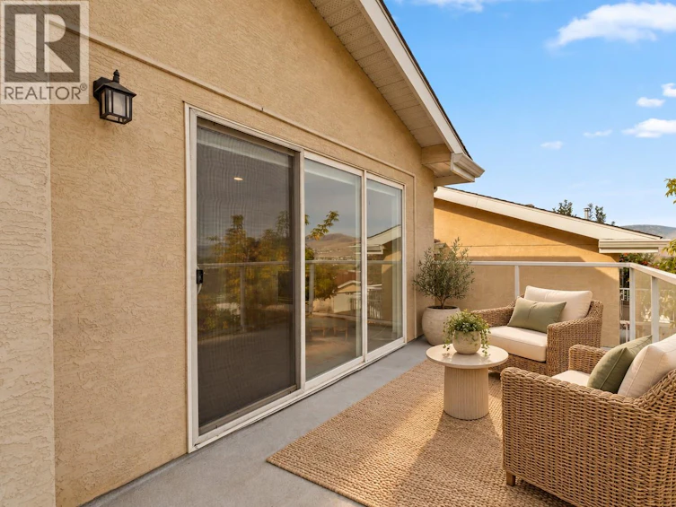803-15 Hudson's Bay Trail, Kamloops, BC, V2C 6S6 - 12