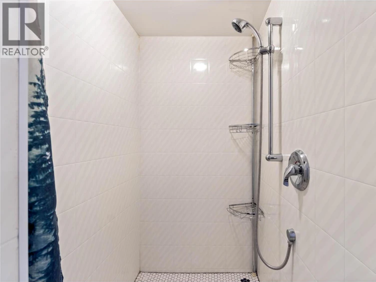 803-15 Hudson's Bay Trail, Kamloops, BC, V2C 6S6 - 42