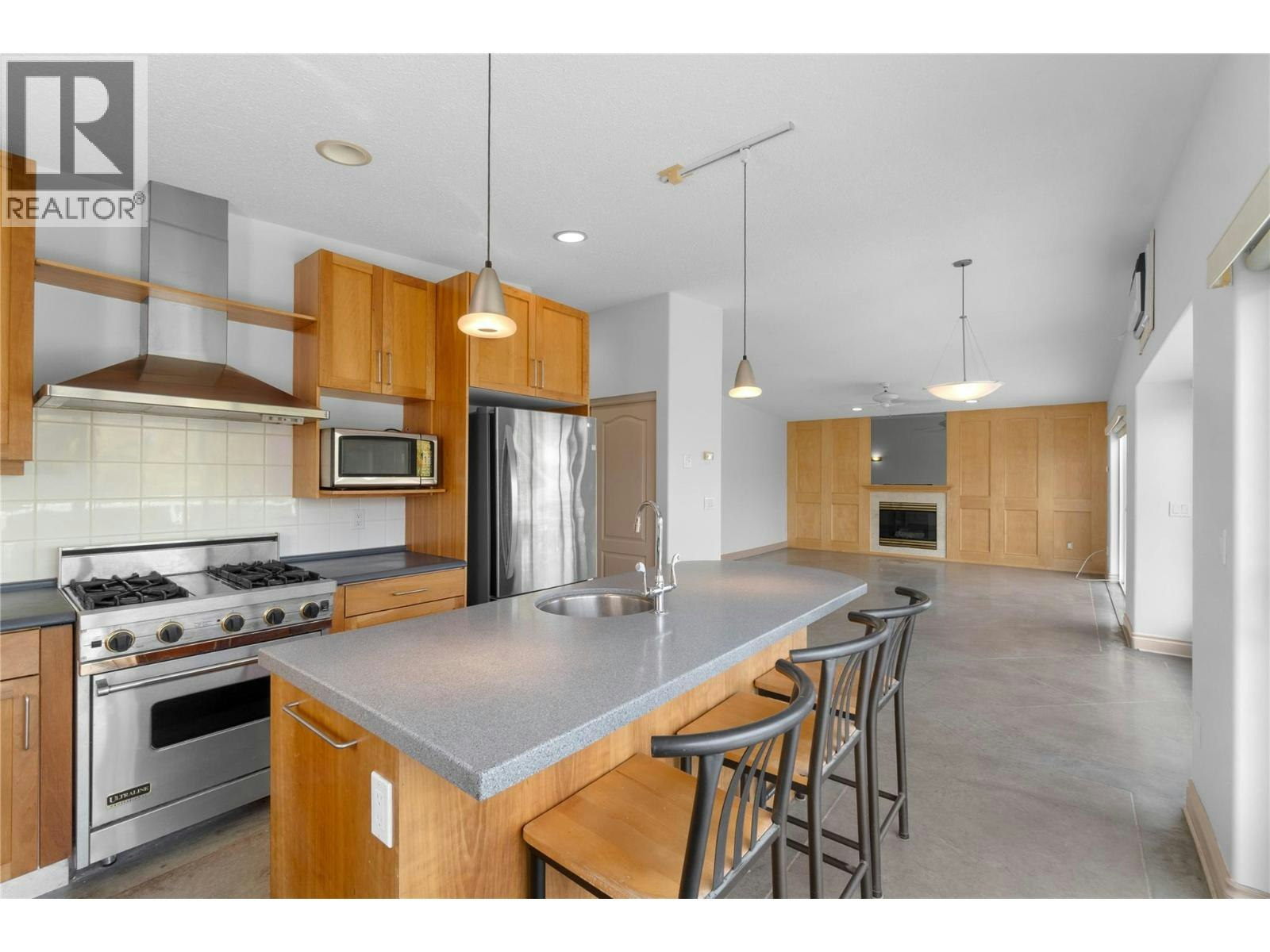803-15 Hudson's Bay Trail, Kamloops, BC, V2C 6S6 - 11
