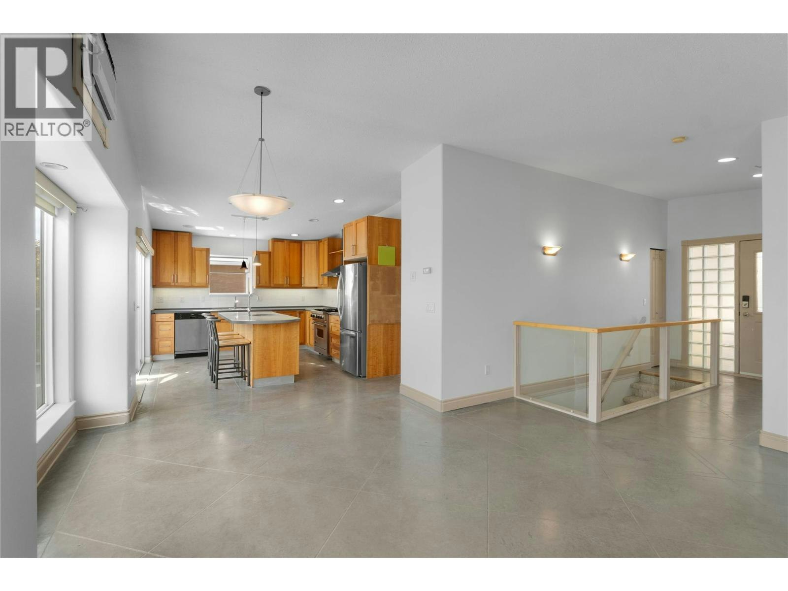 803-15 Hudson's Bay Trail, Kamloops, BC, V2C 6S6 - 9