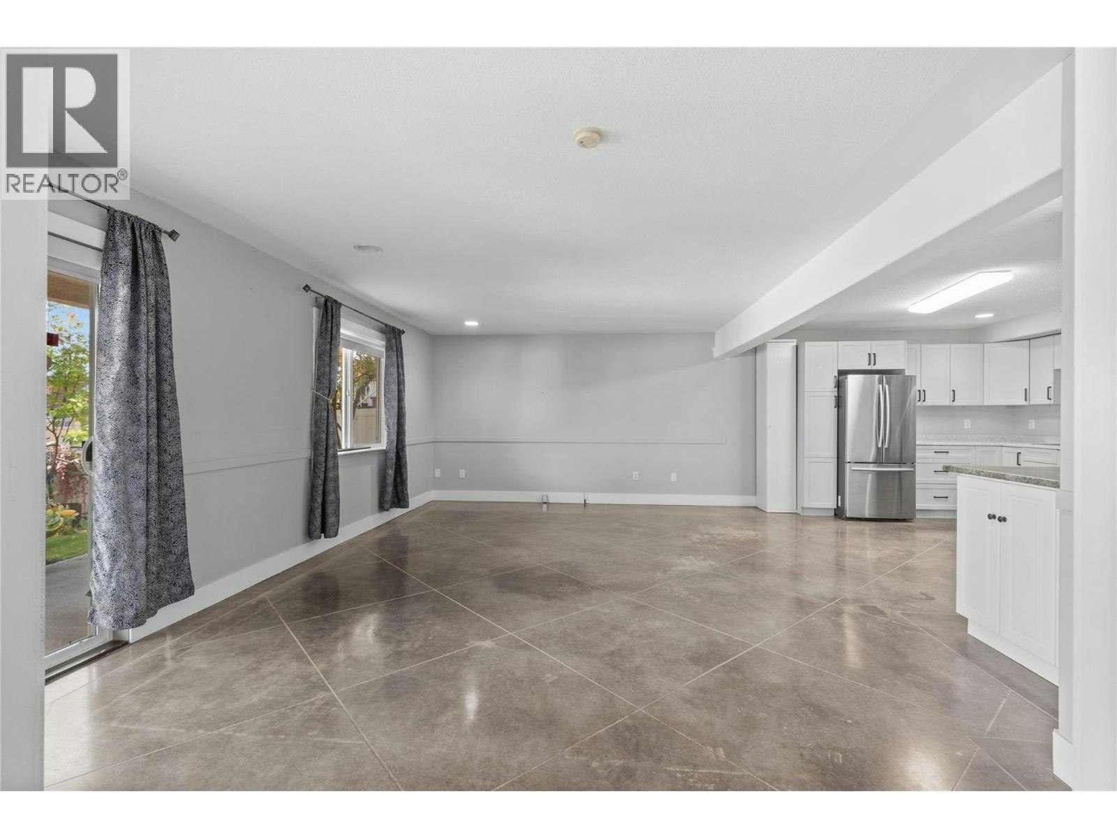 803-15 Hudson's Bay Trail, Kamloops, BC, V2C 6S6 - 30