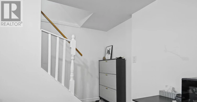 LOWER-9 Sanders Court, St. Thomas, ON, N5P 4J9 - 4