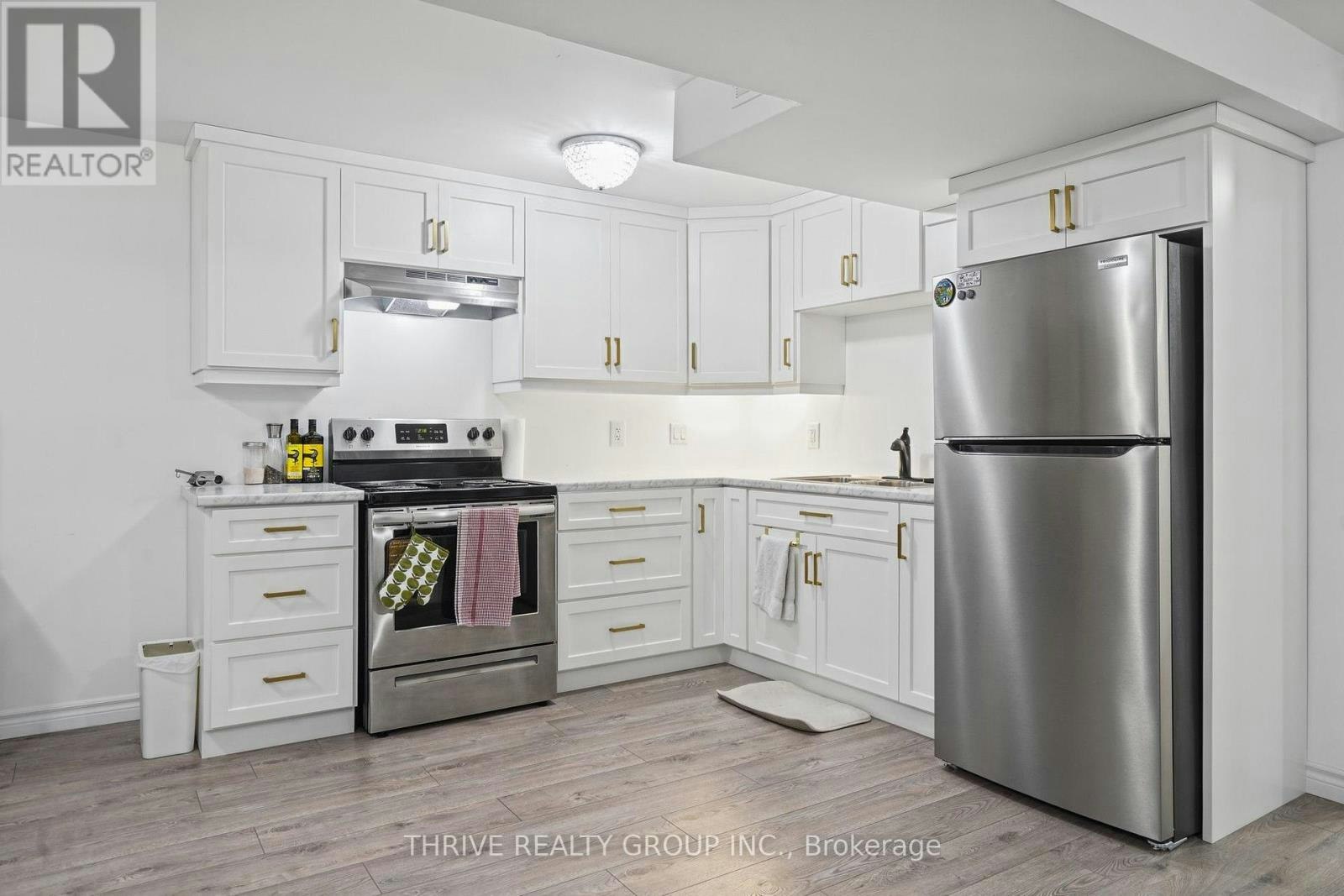 LOWER-9 Sanders Court, St. Thomas, ON, N5P 4J9 - 8