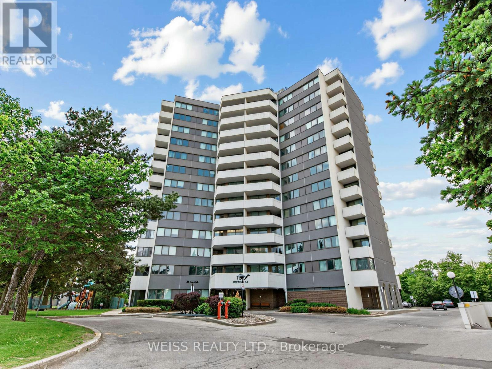 202-150 Neptune Drive, Toronto, ON, M6A 2Y9