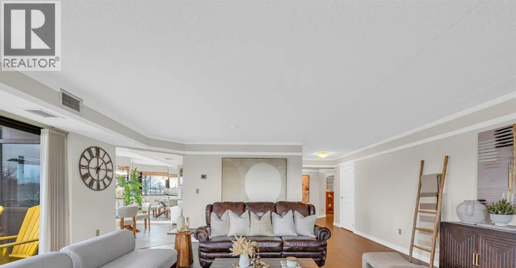 201-109 Robson Road, Leamington, ON, N8H 3V4 - 6