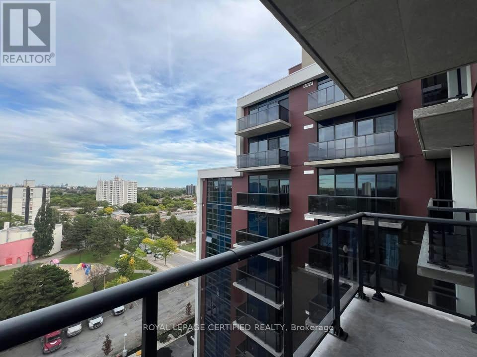 818-2825 Jane Street, Toronto, ON, M3N 2J5 - 27
