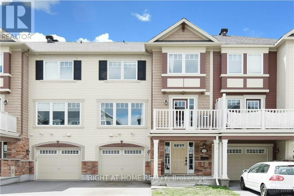 128 Grenadine Street, Ottawa, ON, K2S 0P1 - 2