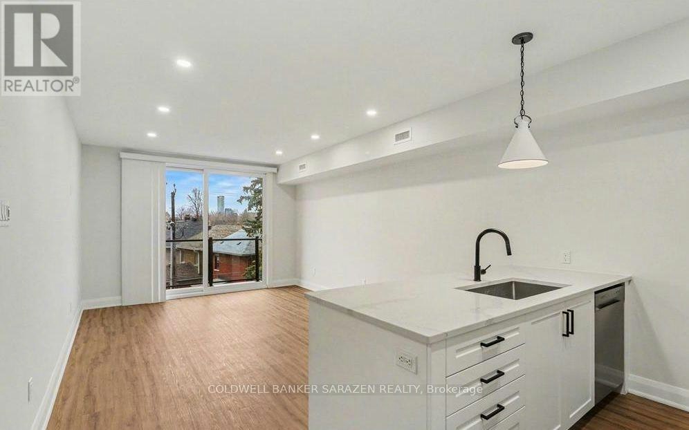 3-35 Monk Street, Ottawa, ON, K1S 3Y7 4