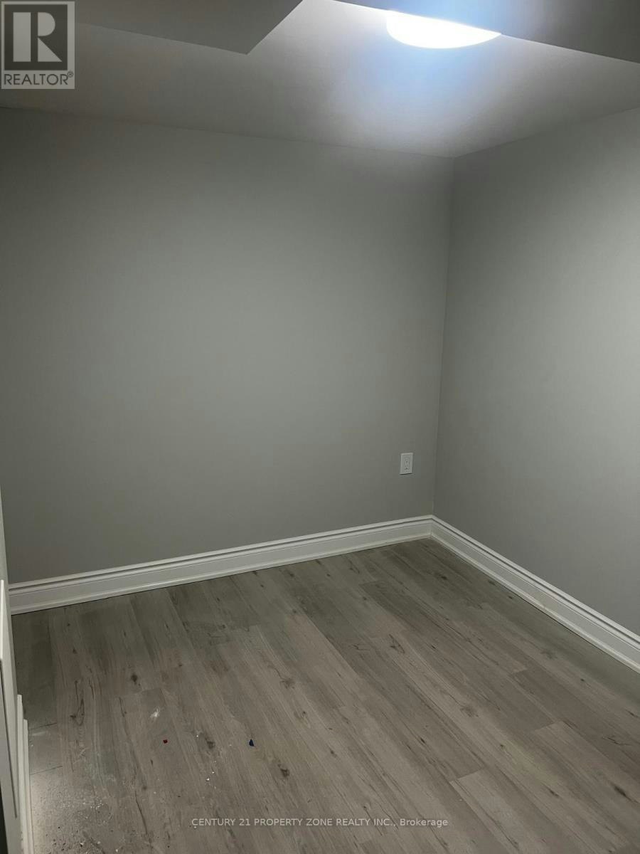 68 Merton Road, Brampton, ON, L6V 2V6 3