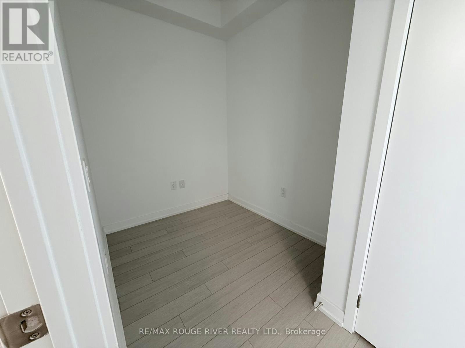 2616-4010 Eglinton Avenue W, Toronto, ON, M9A 0G5 - 10