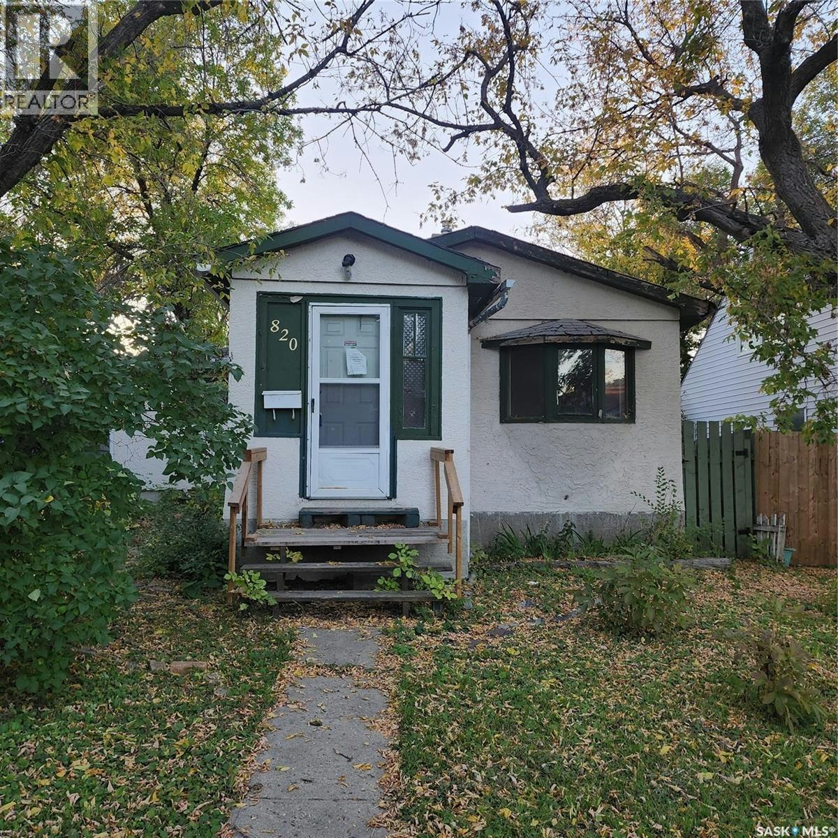 820 Retallack Street, Regina, SK, S4T 2G8