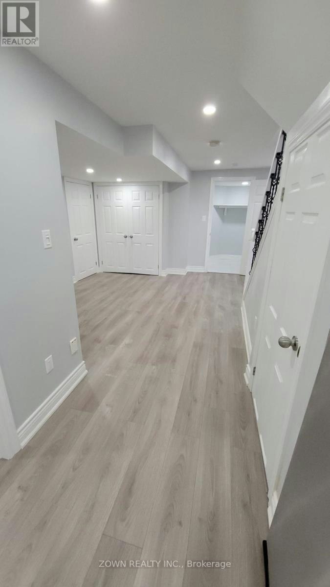 1668 Portland Court, Pickering, ON, L1V 5L4 - 6