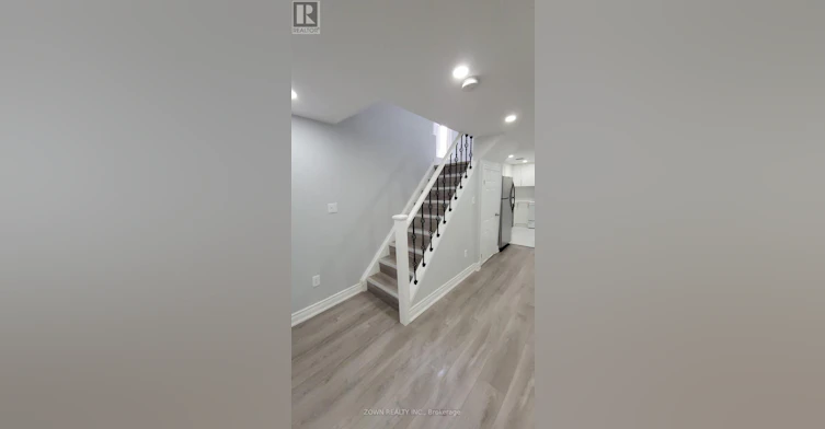 1668 Portland Court, Pickering, ON, L1V 5L4 - 3