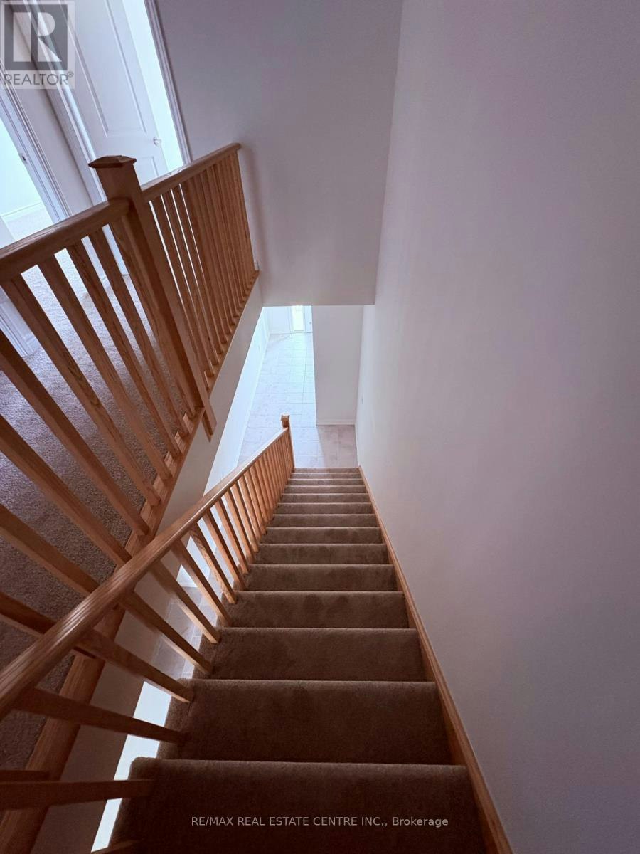 8 Elite Crescent, Hamilton, ON, N3W 0L1 - 8