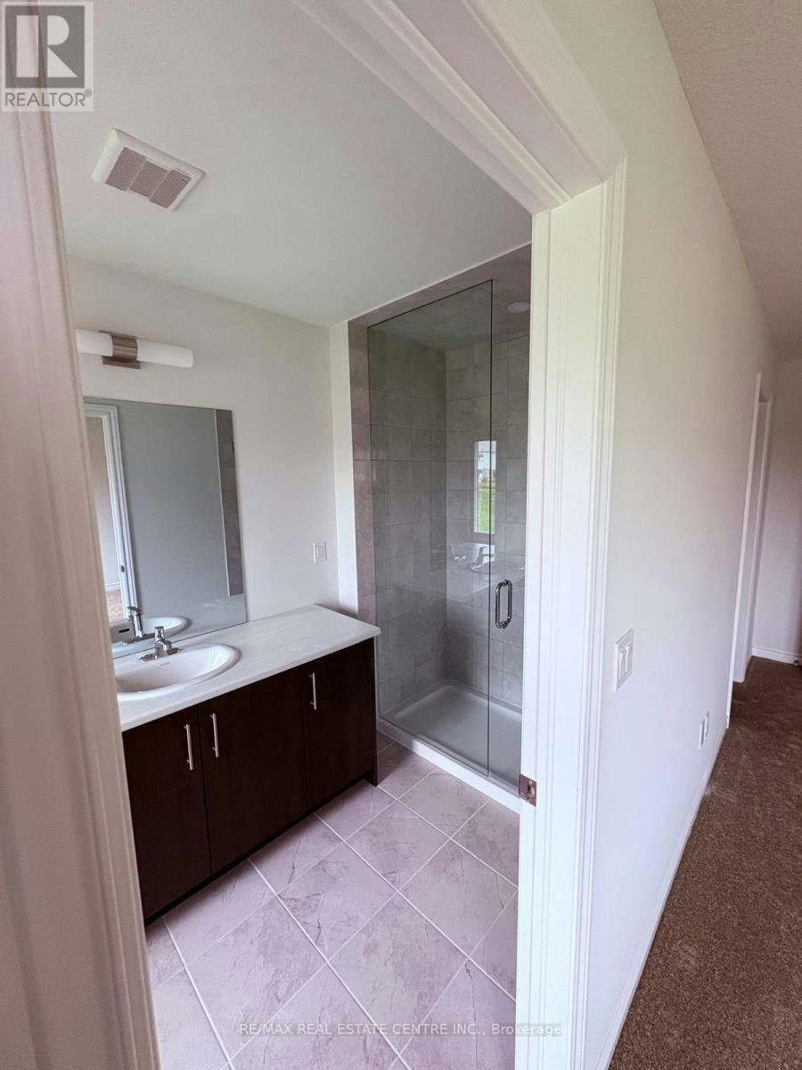 8 Elite Crescent, Hamilton, ON, N3W 0L1 - 11