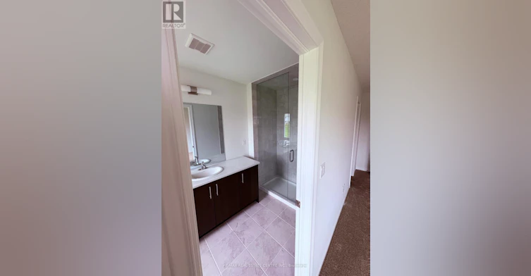 8 Elite Crescent, Hamilton, ON, N3W 0L1 - 11