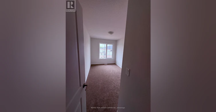 8 Elite Crescent, Hamilton, ON, N3W 0L1 - 3