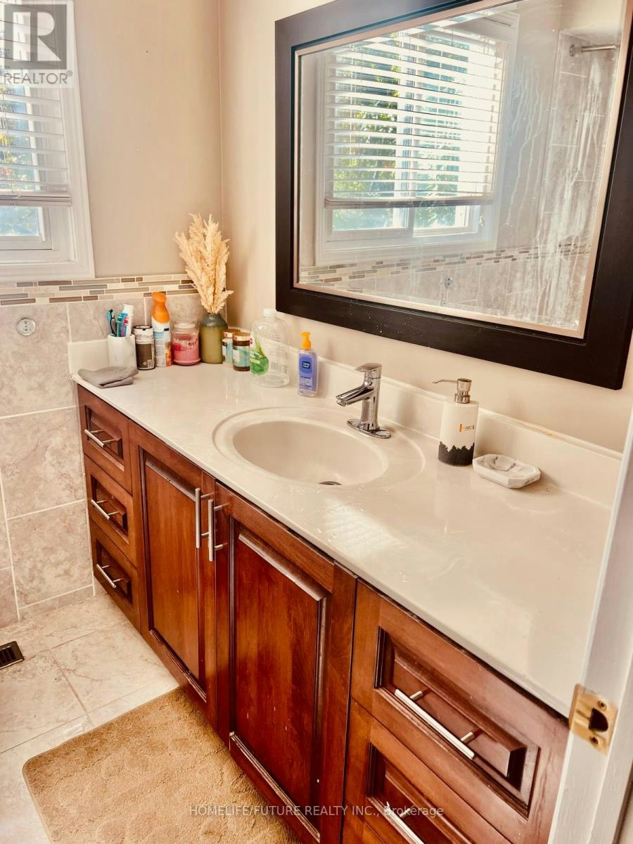 MAIN & 2ND-1669 Beaton Way, Pickering, ON, L1X 1X7 - 6
