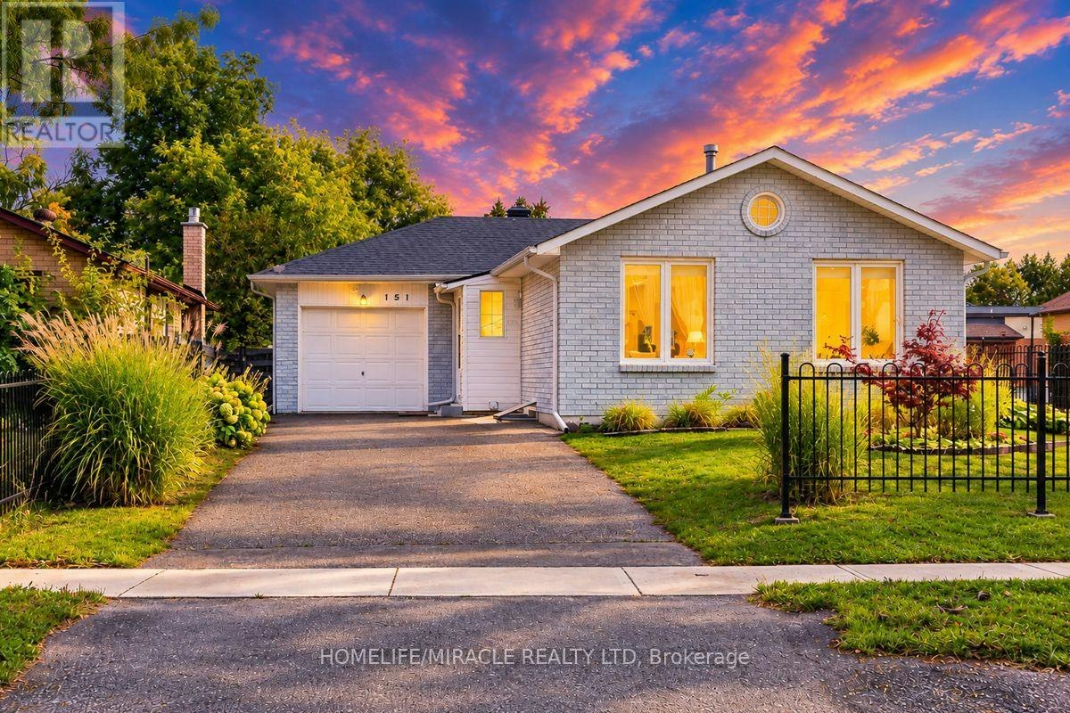151 Bayview Drive, Barrie, ON, L4N 3P3
