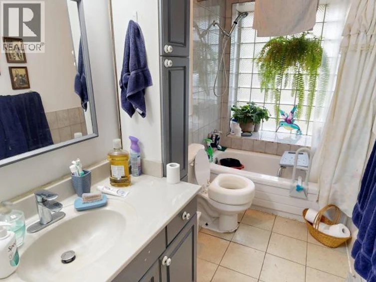 1540 Scotch Place, Campbell River Area Small Islands, BC, V0N 2G0 - 10