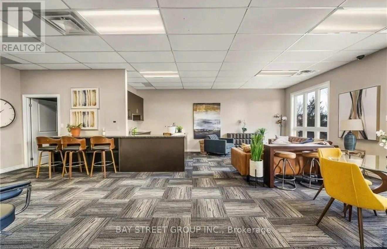 210-5327 Upper Middle Road, Burlington, ON, L7L 0E9 - 32