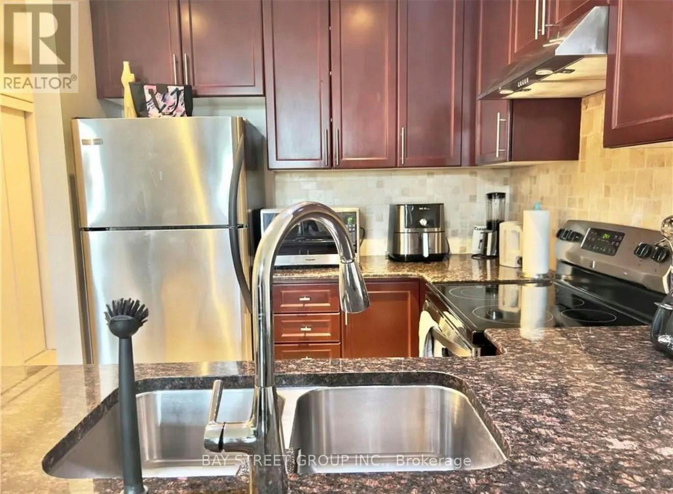 210-5327 Upper Middle Road, Burlington, ON, L7L 0E9 - 13