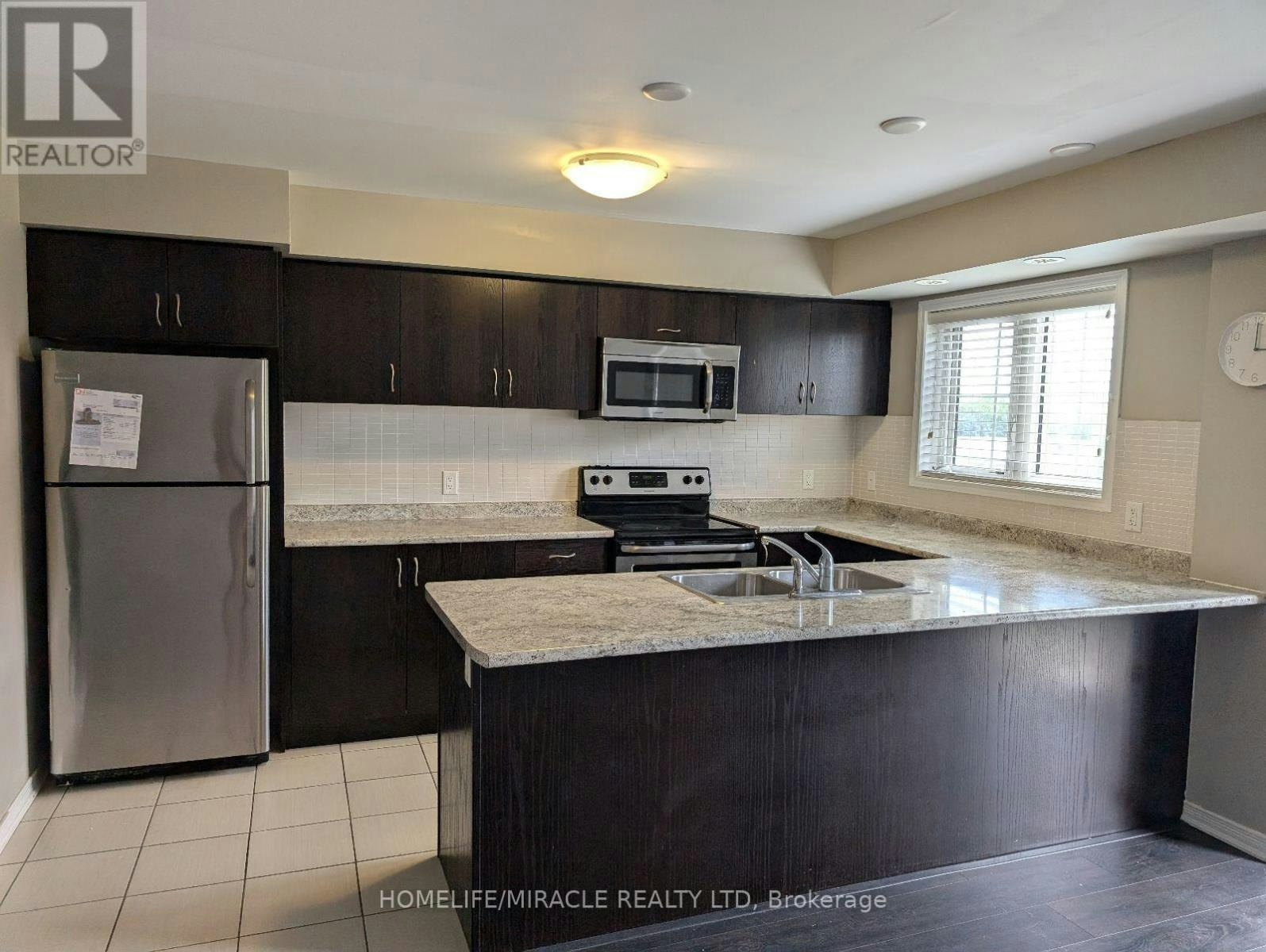 69-2441 Greenwich Drive, Oakville, ON, L6M 0S4 - 2