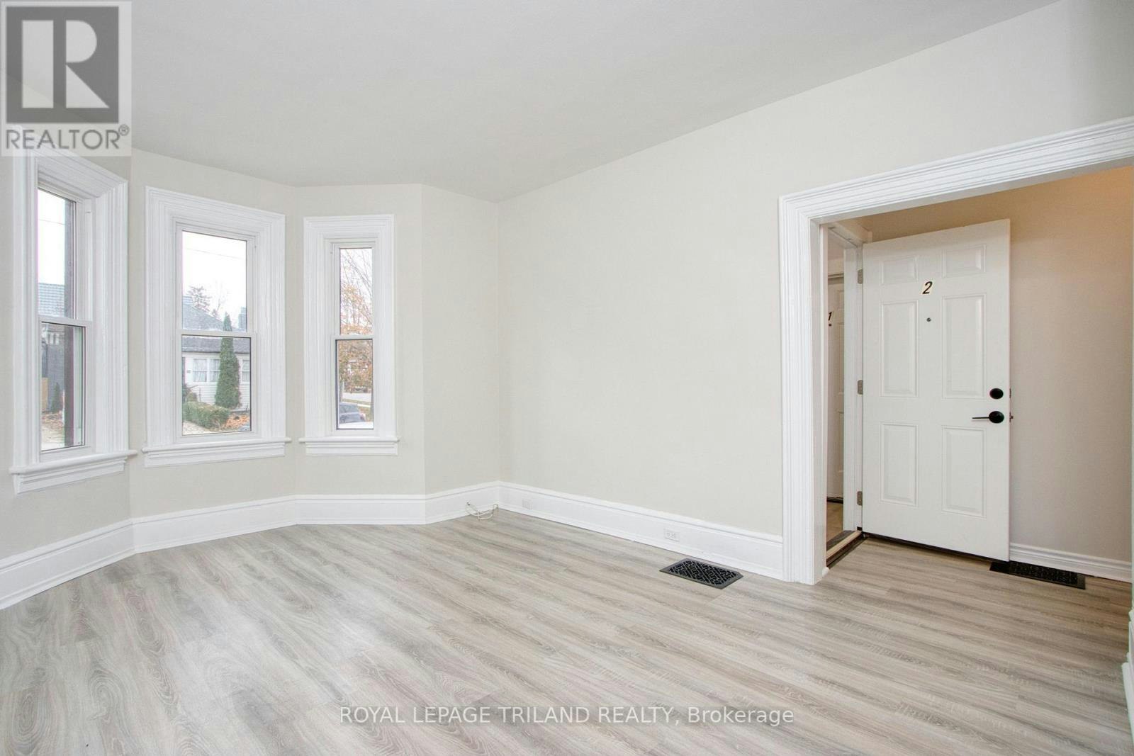 2-53 Gladstone Avenue, St. Thomas, ON, N5R 2L7
