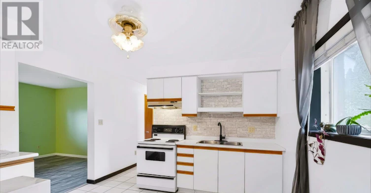 1-25 Edgeware Road SOUTH, St. Thomas, ON, N5P 2H1 - 4